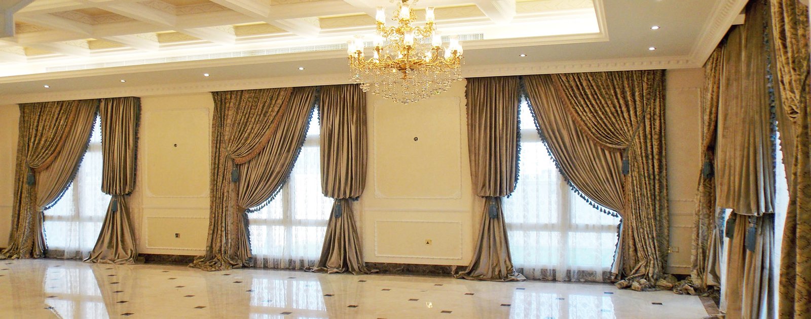 Curtains Dubai